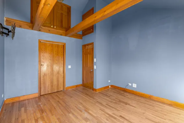 $339,500 | 26235 North Walnut Avenue, Mundelein, IL 60060