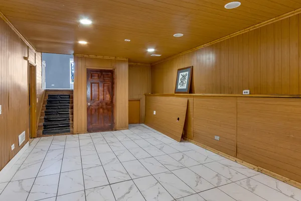 $339,500 | 26235 North Walnut Avenue, Mundelein, IL 60060