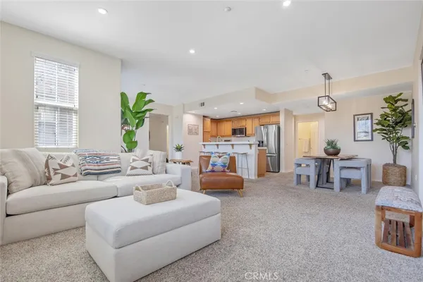 $734,000 | 243 Riverdale Court, Unit 431, Camarillo, CA 93012