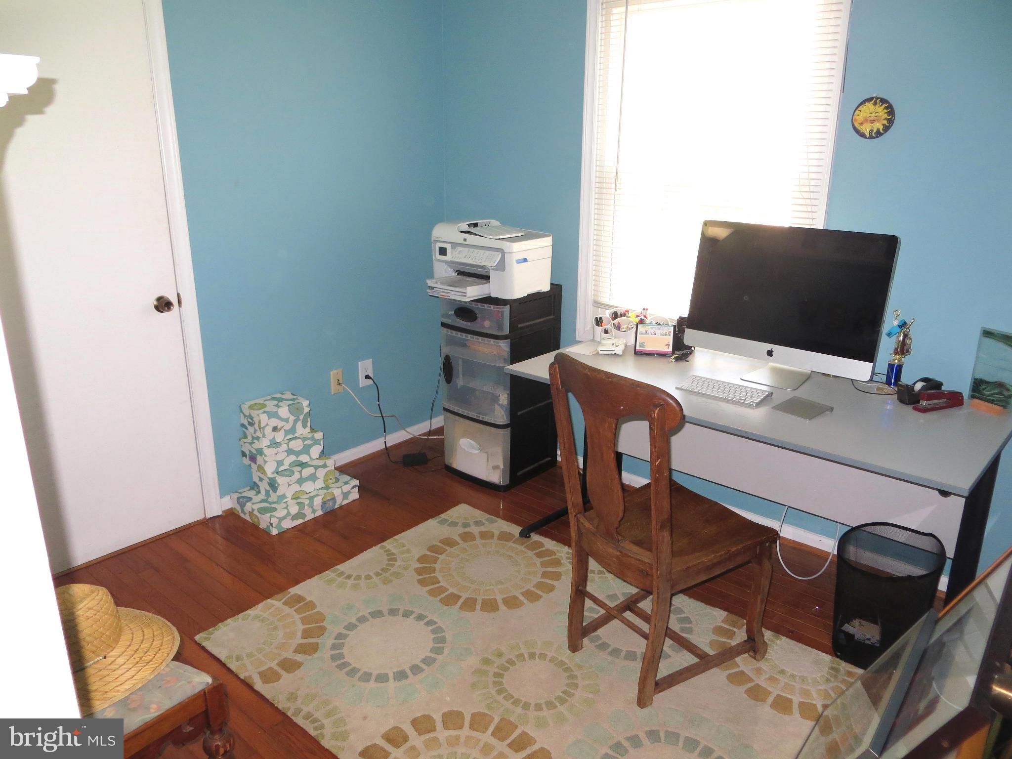 6504 White Post Road Centreville, VA 20121 - Photo 16 of 24 Bedroom