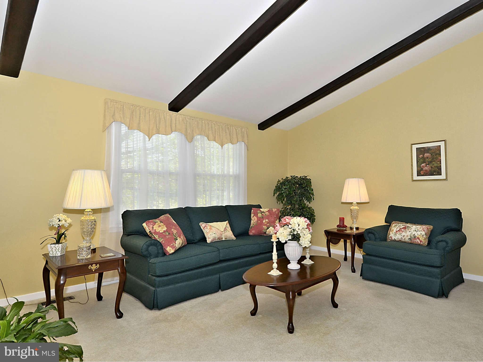 1326 Ava Road Severn, MD 21144 - Photo 2 of 29 Living Room