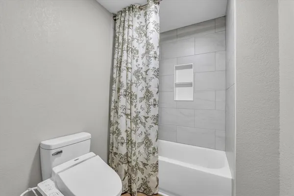 $450,000 | 3229 Village Park Drive, Waco, TX 76708