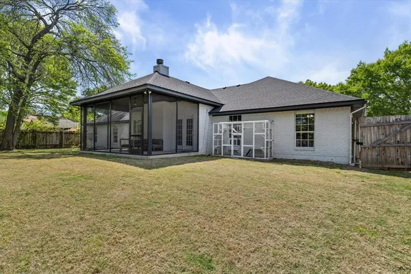 $450,000 | 3229 Village Park Drive, Waco, TX 76708