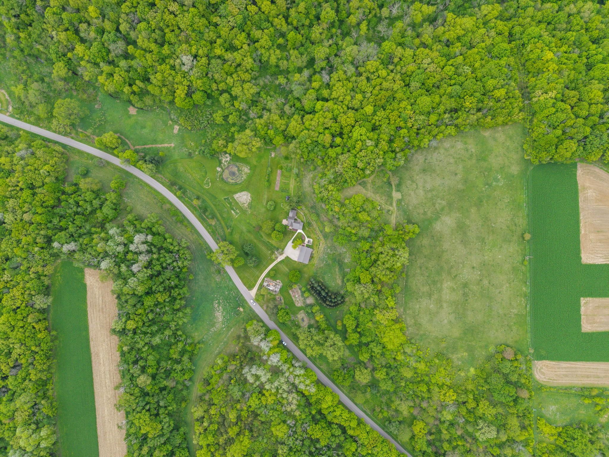 S9761 Little Bear Road Spring Green, WI 53588 - Photo 9 of 44