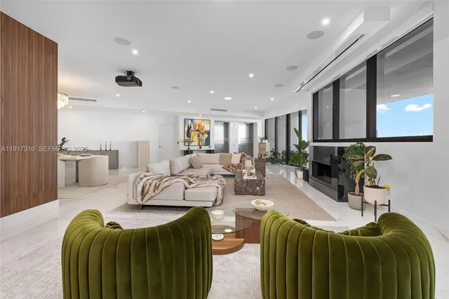 $11,950,000 | 18555 Collins Avenue, Unit 5501, Sunny Isles Beach, FL 33160