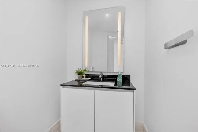 $11,950,000 | 18555 Collins Avenue, Unit 5501, Sunny Isles Beach, FL 33160