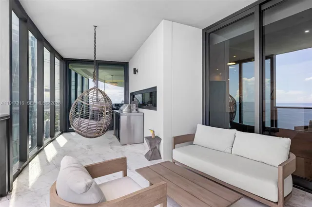 $11,950,000 | 18555 Collins Avenue, Unit 5501, Sunny Isles Beach, FL 33160