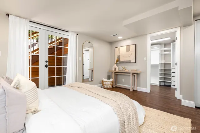 $999,999 | 8257 Bagley Avenue North, Seattle, WA 98103