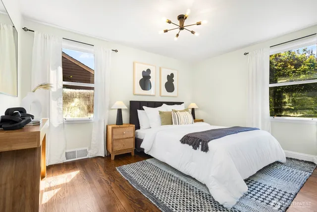 $999,999 | 8257 Bagley Avenue North, Seattle, WA 98103