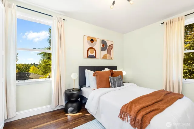 $999,999 | 8257 Bagley Avenue North, Seattle, WA 98103