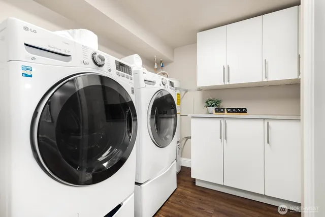 $999,999 | 8257 Bagley Avenue North, Seattle, WA 98103