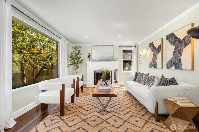 $999,999 | 8257 Bagley Avenue North, Seattle, WA 98103