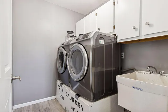 $500,000 | 892 Trail 12, Hudson, WI 54016