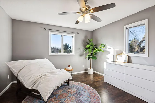 $500,000 | 892 Trail 12, Hudson, WI 54016