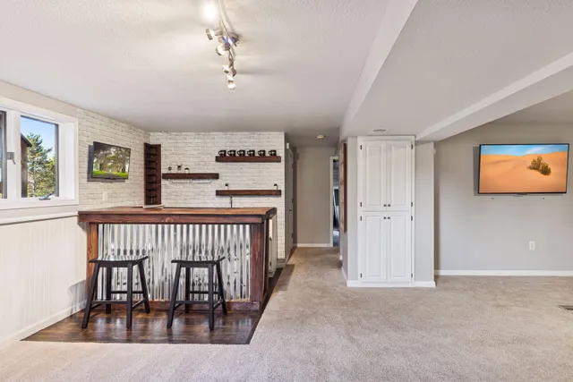 $500,000 | 892 Trail 12, Hudson, WI 54016