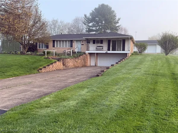 2401 Terrain Street Southeast, Magnolia, OH 44643