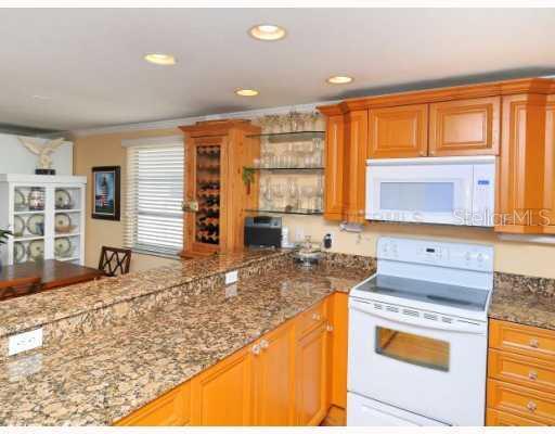 655 Spanish Way, Unit 139 Longboat Key, FL 34228 - Photo 8 of 10 Kitchen