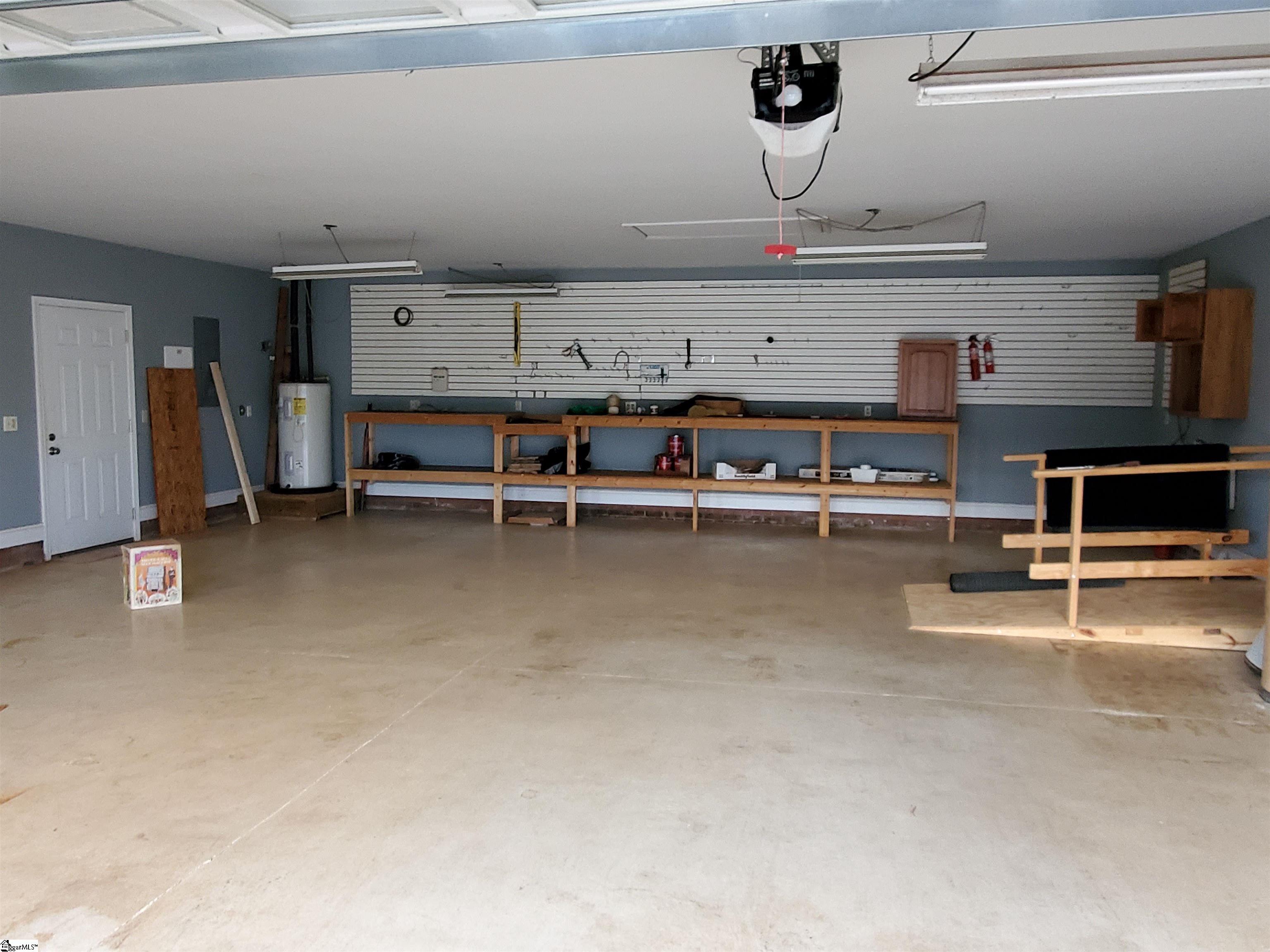 111 Sonja Road Six Mile, SC 29682 - Photo 2 of 13 Gallery Image 2