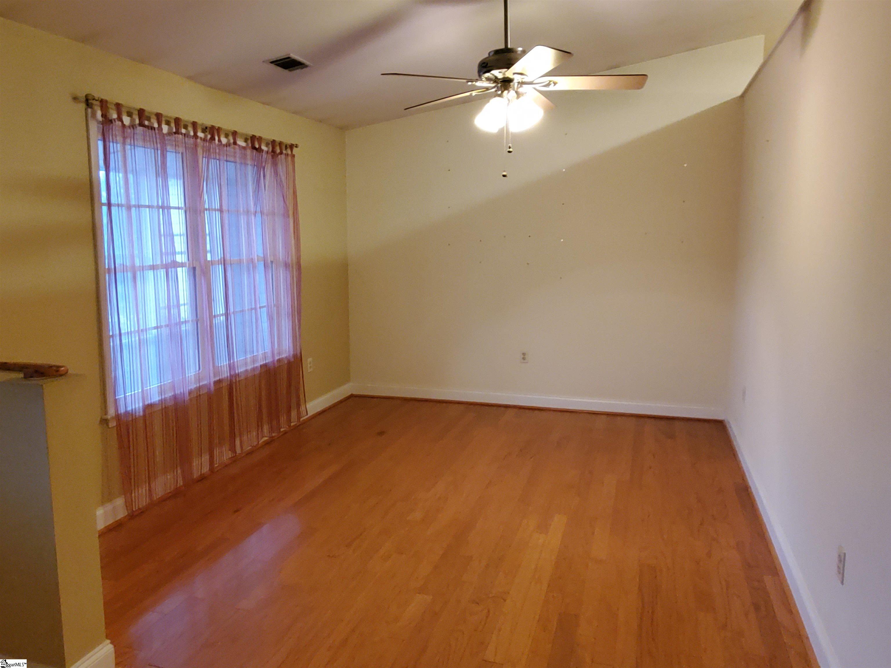 111 Sonja Road Six Mile, SC 29682 - Photo 9 of 13 Gallery Image 9
