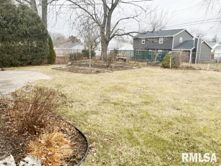 3715 Forest Road Davenport, IA 52807 - Photo 30 of 30 Gallery Image 30