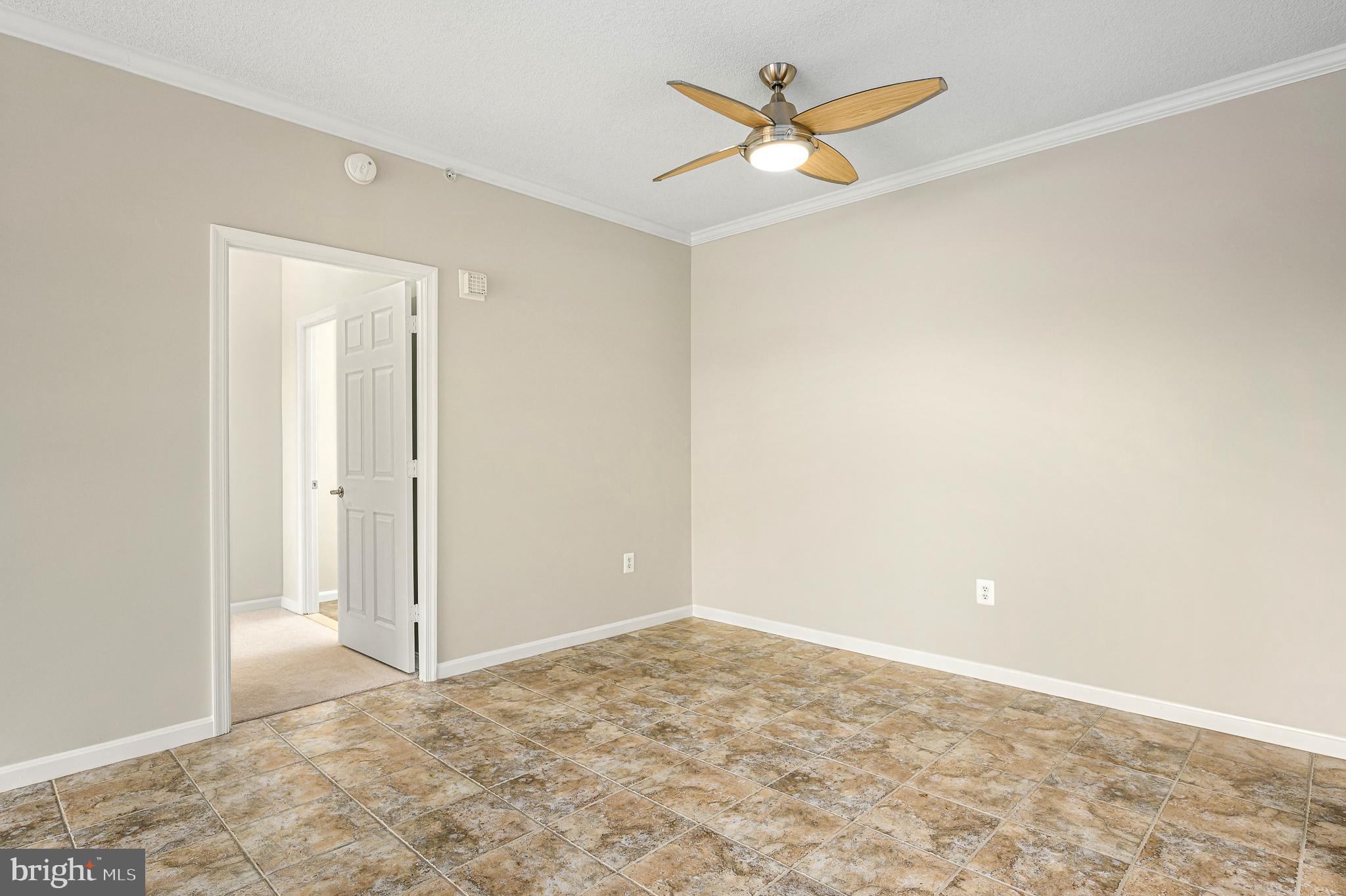 19375 Cypress Ridge Terrace, Unit 114 Leesburg, VA 20176 - Photo 6 of 41 Dining Room