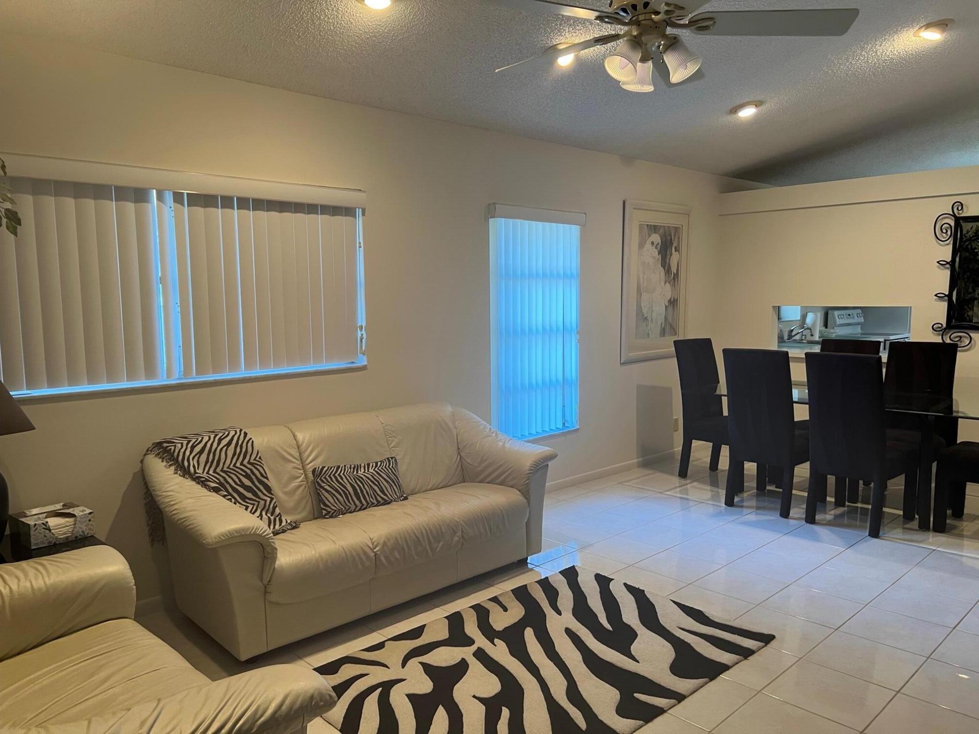 8641 Jasmine Way Boca Raton, FL 33496 - Photo 5 of 23 Living Room2