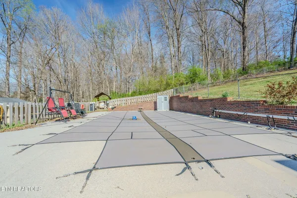 $878,900 | 3543 Ginn Farm Drive, Knoxville, TN 37920
