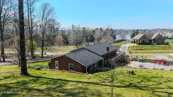 $878,900 | 3543 Ginn Farm Drive, Knoxville, TN 37920