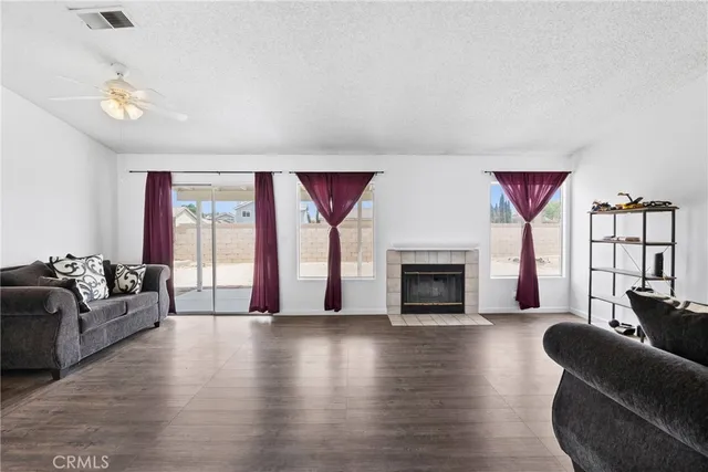 $409,500 | 43752 Tranquility Court, Lancaster, CA 93535