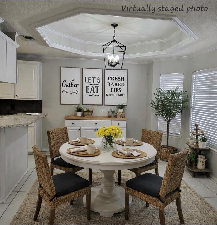6701 Chicago Avenue Lubbock, TX 79424 - Photo 11 of 35 a view of a dining room with furniture