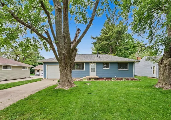 $225,000 | 806 East Ethel Street, St. Joseph, IL 61873