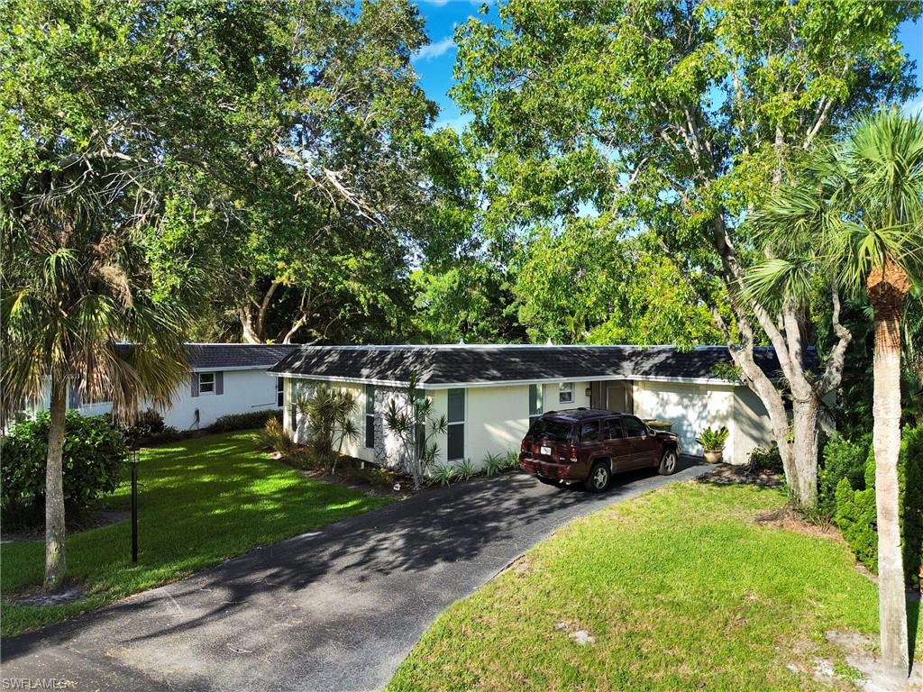 205 Georgetown Boulevard, Unit 23 Naples, FL 34112 - Photo 5 of 42
