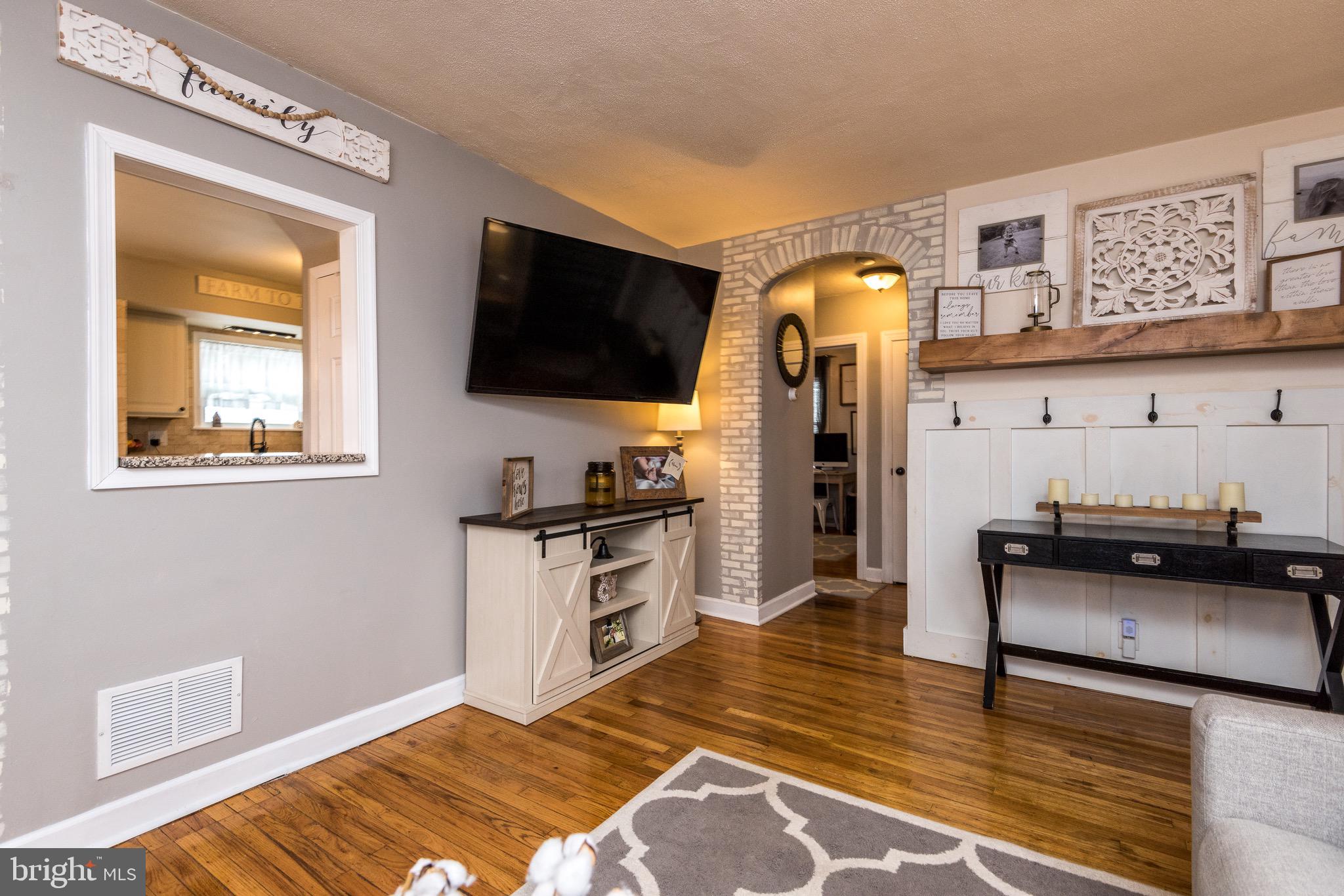 29 Belmar Road Hatboro, PA 19040 - Photo 6 of 50