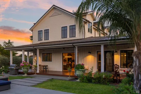 $2,975,000 | 470 Harrington Drive, Sonoma, CA 95476