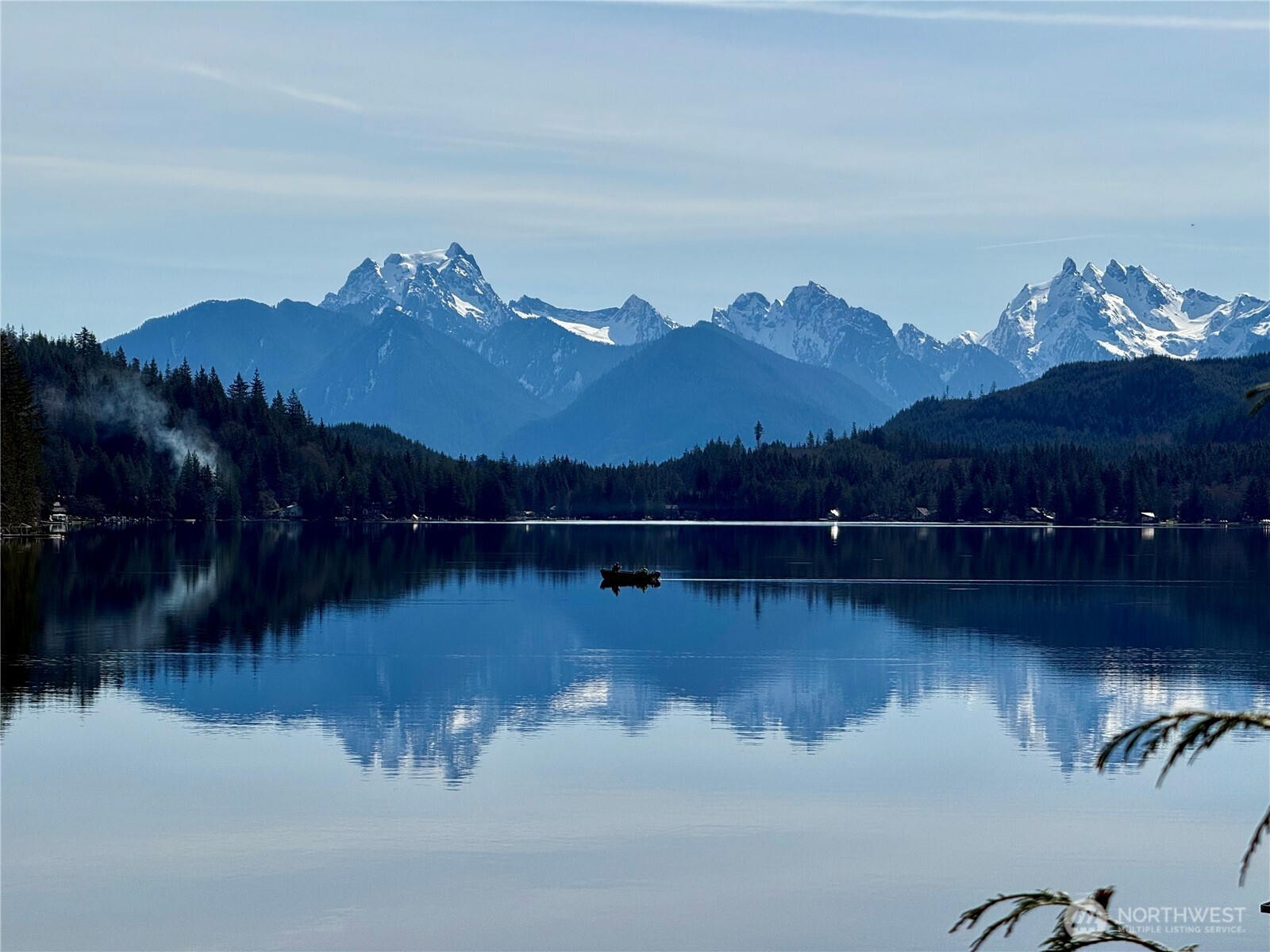 33571 Cliff Road Mount Vernon, WA 98274 - Photo 6 of 38 a view of a lake in middle of the town