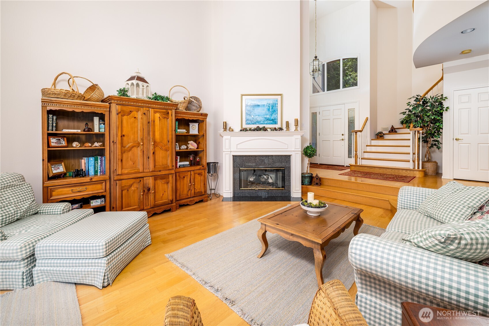 33571 Cliff Road Mount Vernon, WA 98274 - Photo 9 of 38 a living room with furniture and a fireplace