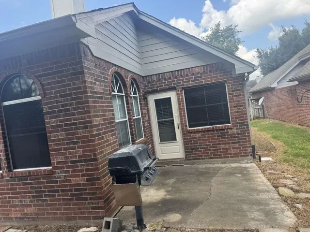 $2,590 | 1734 Teal Brook Lane, Sugar Land, TX 77479