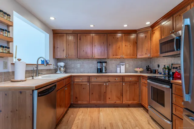 $849,000 | 12 Lucas Road, Sharon, CT 06069