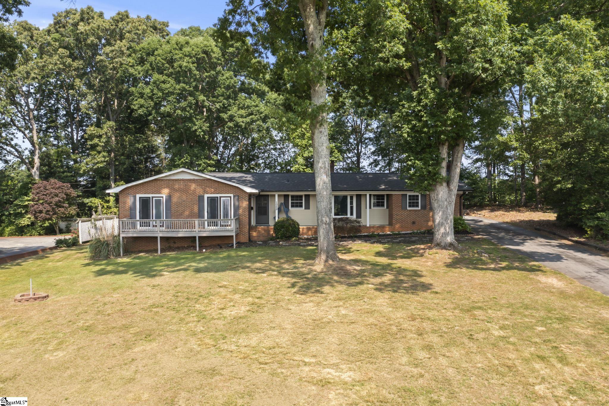 1069 State Rd S-39-204 Pickens, SC 29671 - Photo 1 of 35