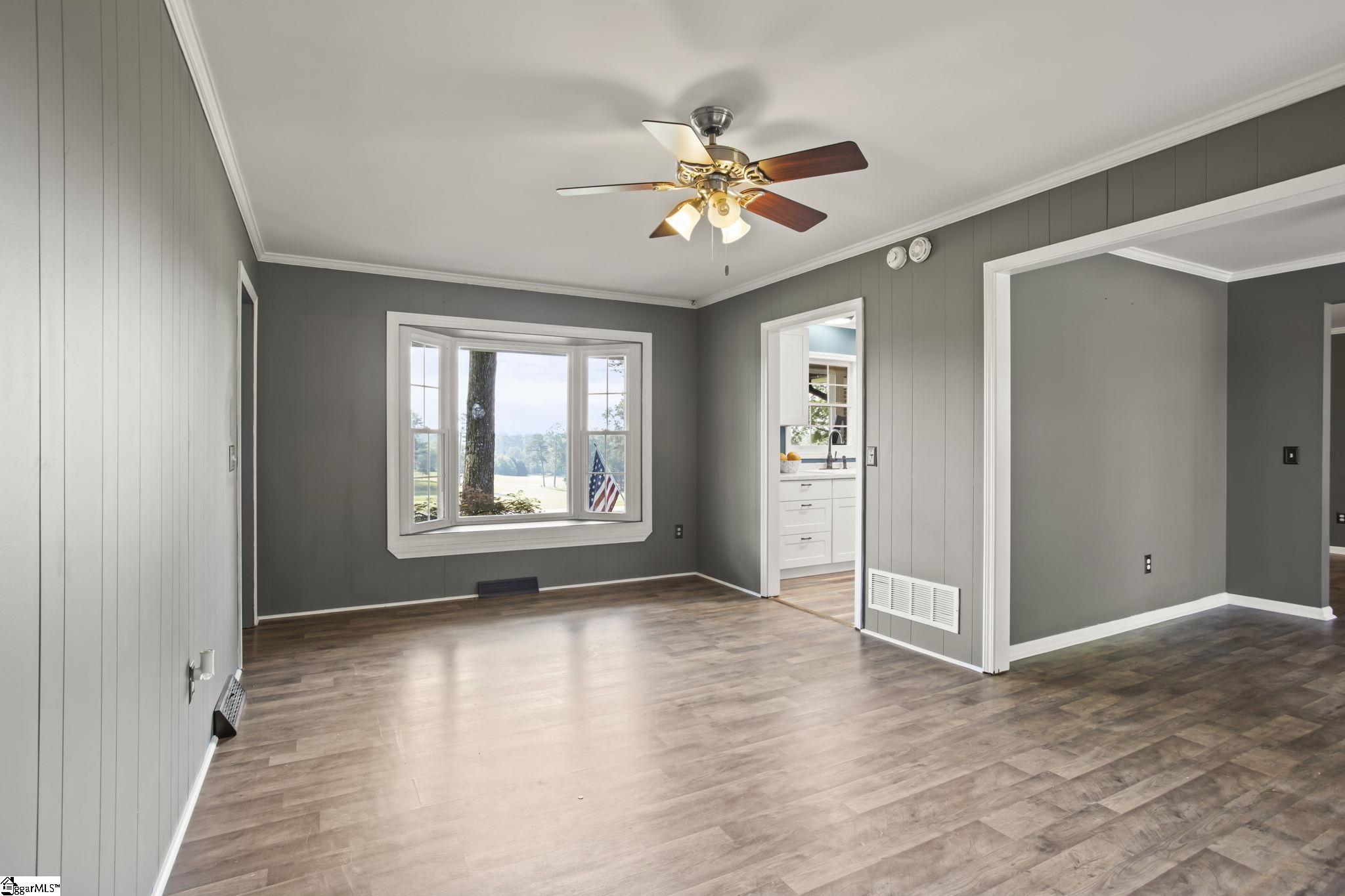 1069 State Rd S-39-204 Pickens, SC 29671 - Photo 11 of 35