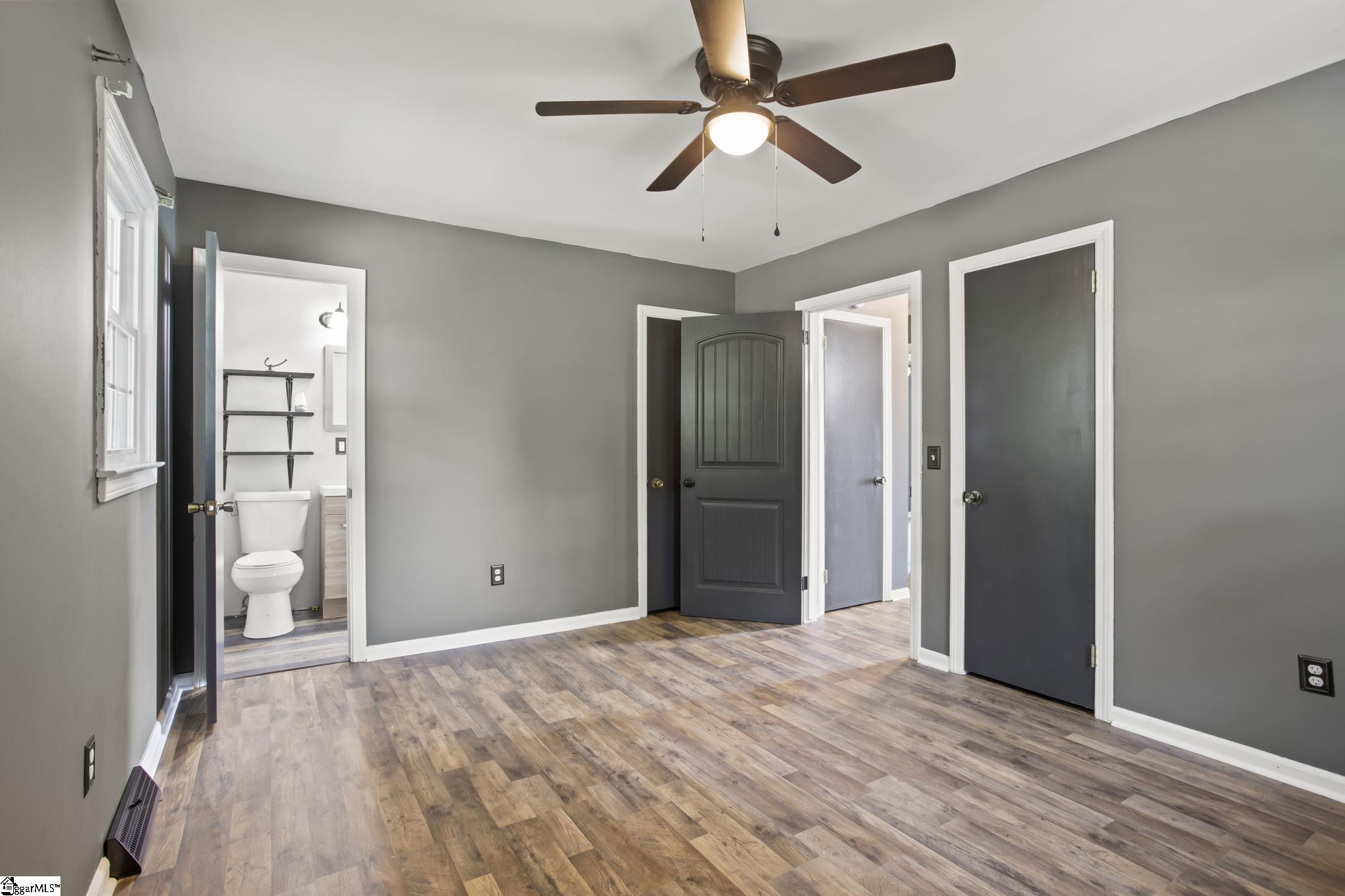 1069 State Rd S-39-204 Pickens, SC 29671 - Photo 14 of 35