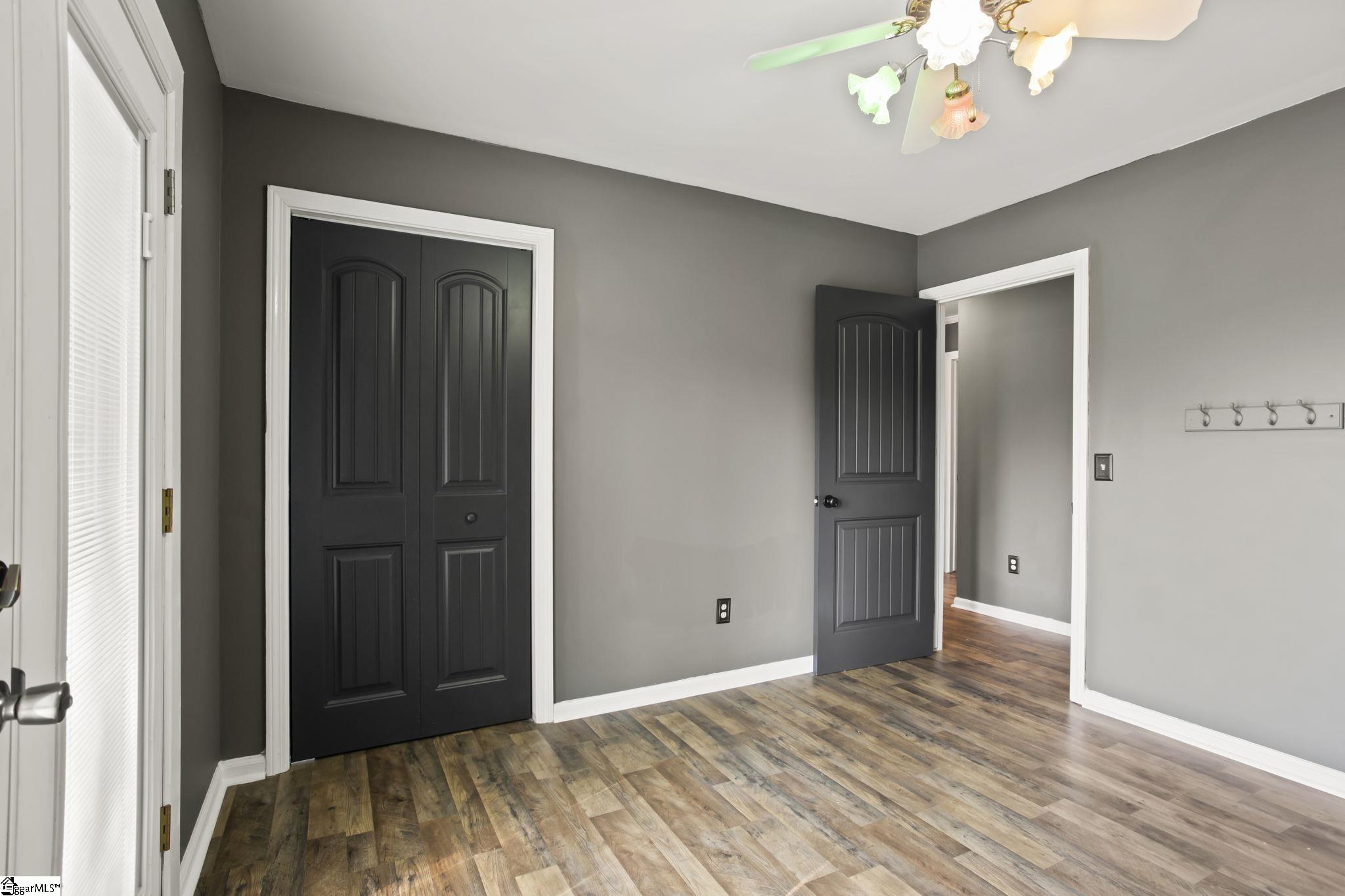 1069 State Rd S-39-204 Pickens, SC 29671 - Photo 15 of 35