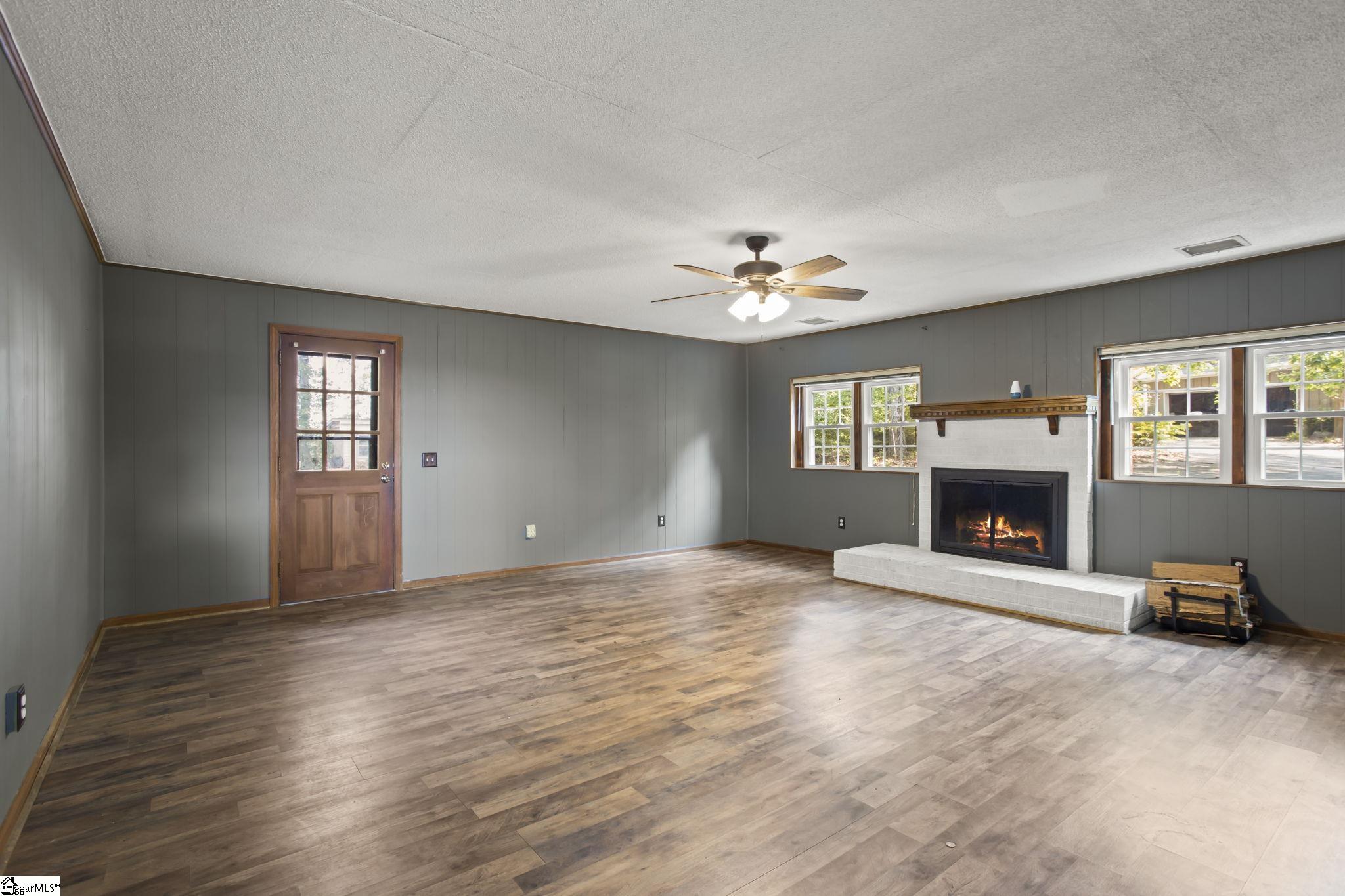 1069 State Rd S-39-204 Pickens, SC 29671 - Photo 20 of 35