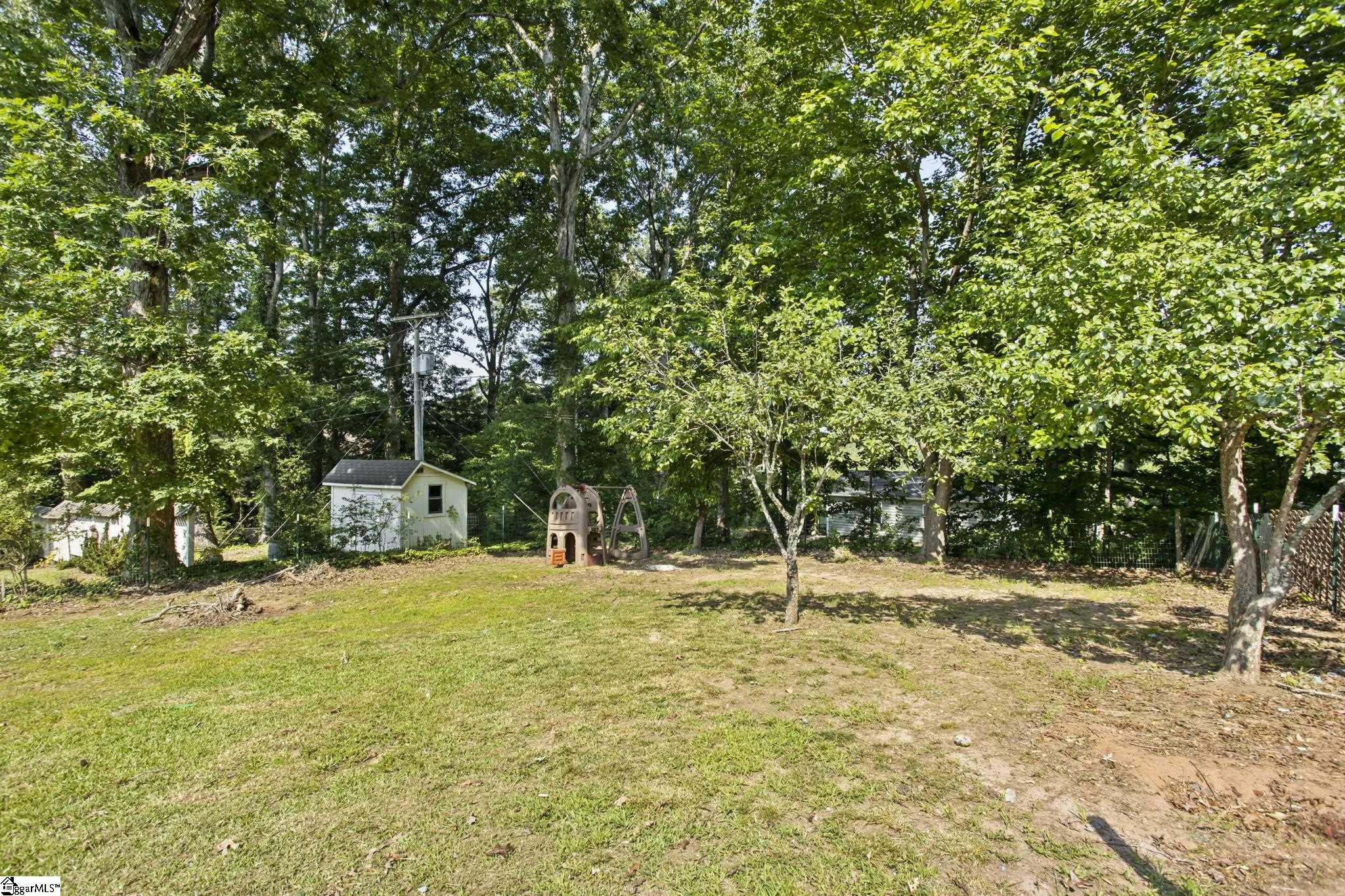 1069 State Rd S-39-204 Pickens, SC 29671 - Photo 24 of 35