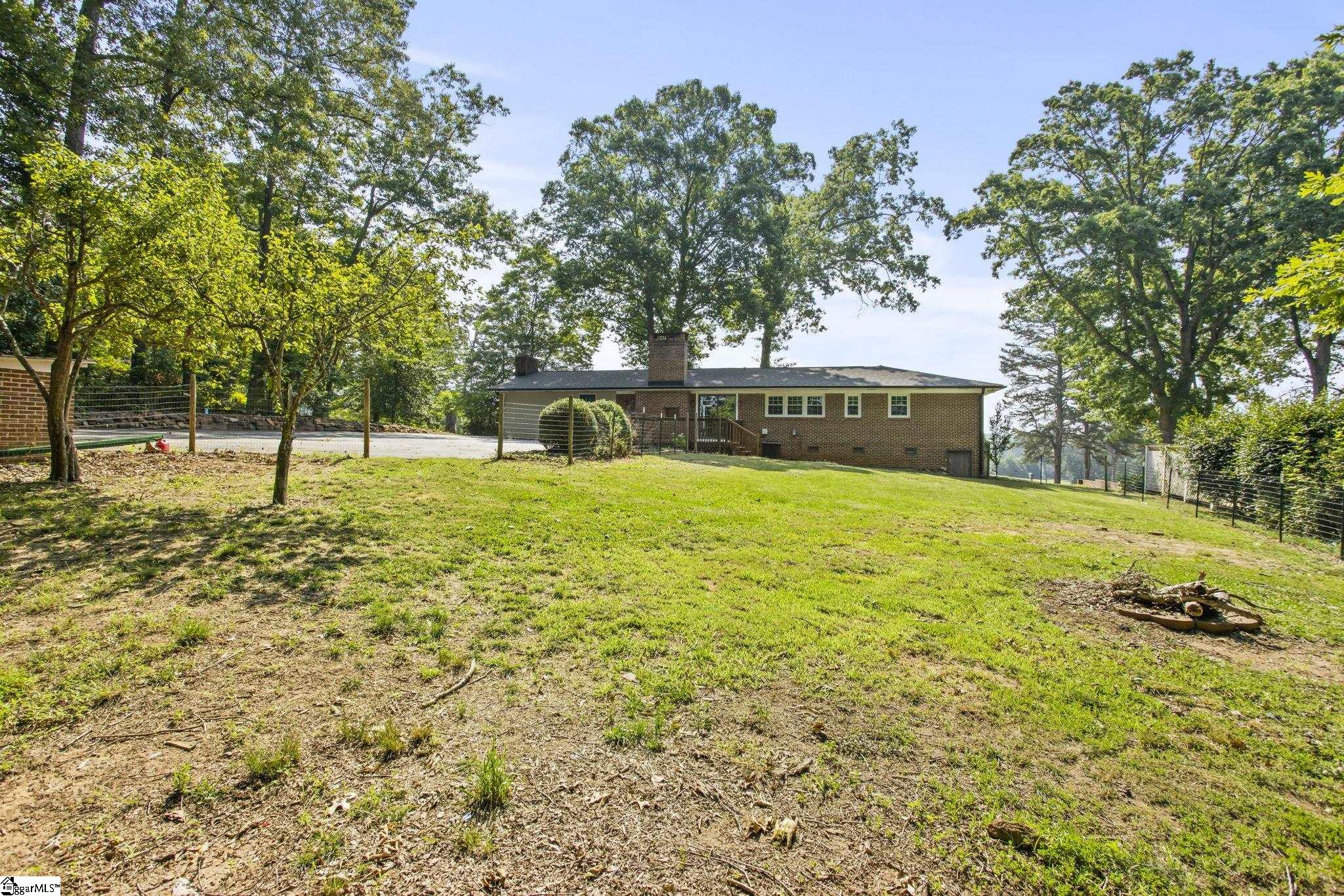 1069 State Rd S-39-204 Pickens, SC 29671 - Photo 27 of 35