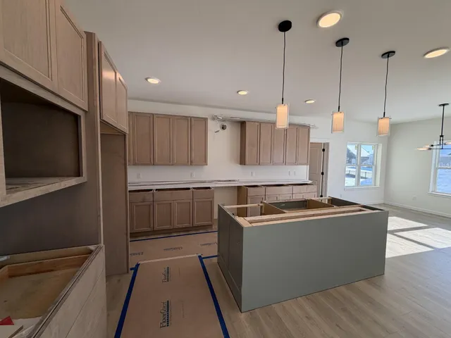 $644,900 | 1259 Wild Rye Lane, Oconomowoc, WI 53066