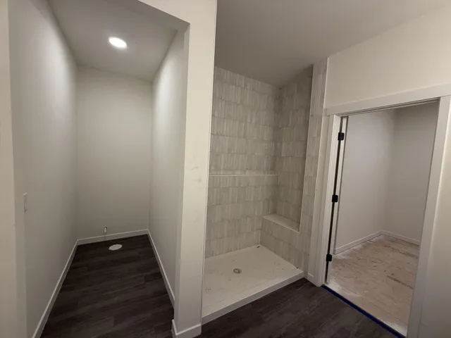 $644,900 | 1259 Wild Rye Lane, Oconomowoc, WI 53066