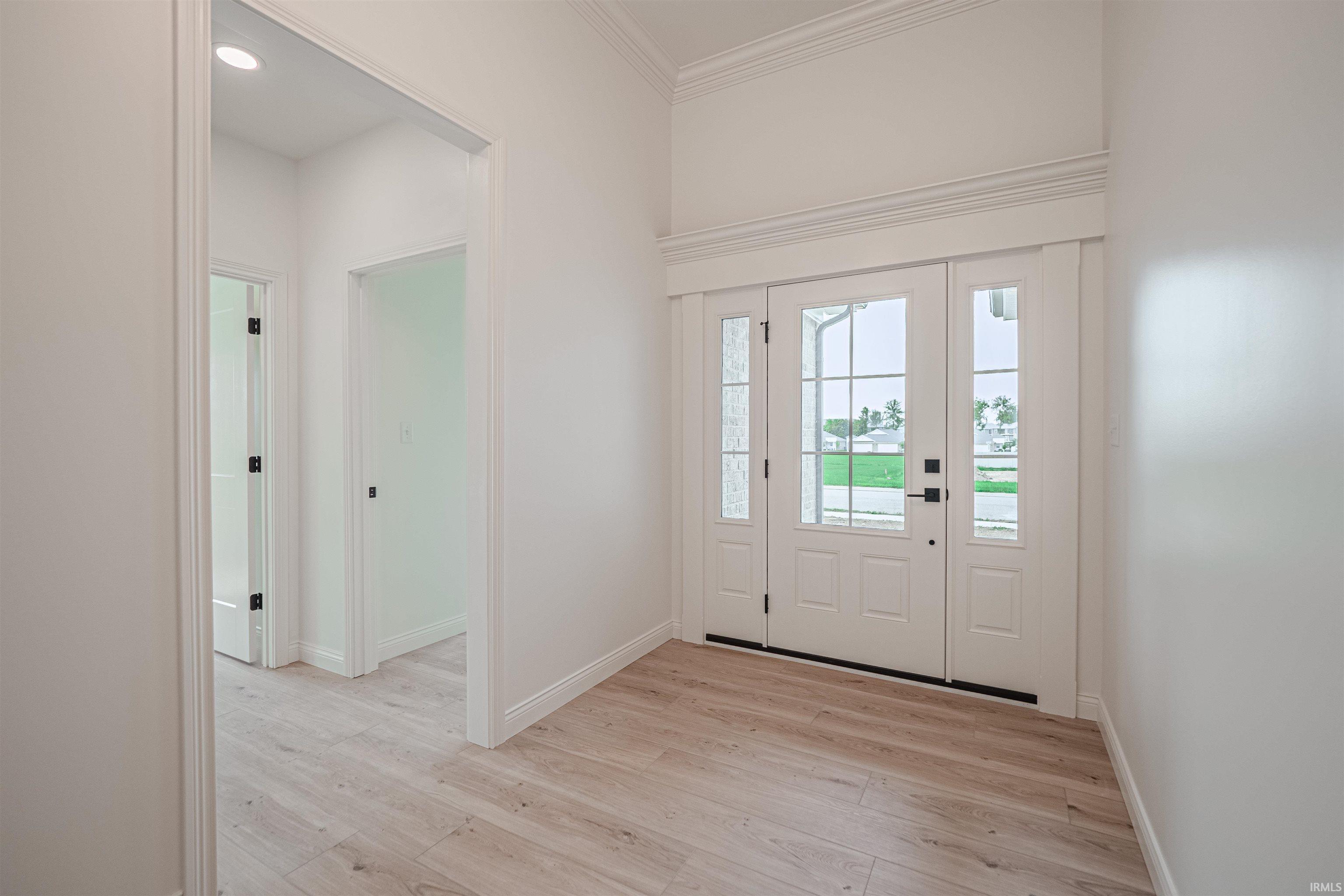 3557 Sand Drive Newburgh, IN 47630 - Photo 3 of 33