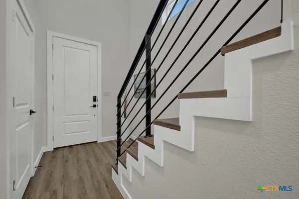 $1,750 | 104 Creekside Trail, Unit 504, Kyle, TX 78640