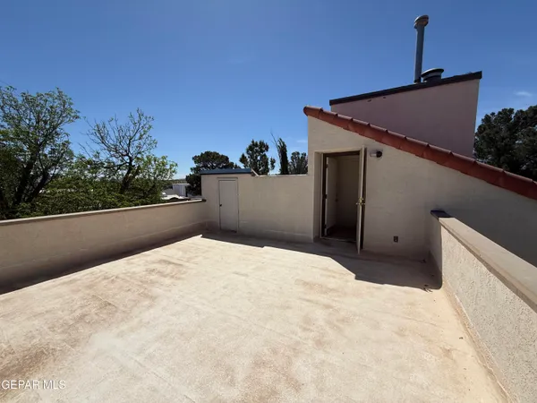 $335,000 | 136 Feather Moon Drive, Santa Teresa, NM 88008